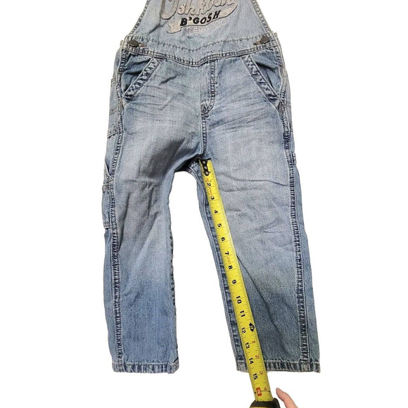 OshKosh B’Gosh Demim Bib Overalls Kids Size 4T Light Wash Embroidered Logo Patch - Picture 7 of 9